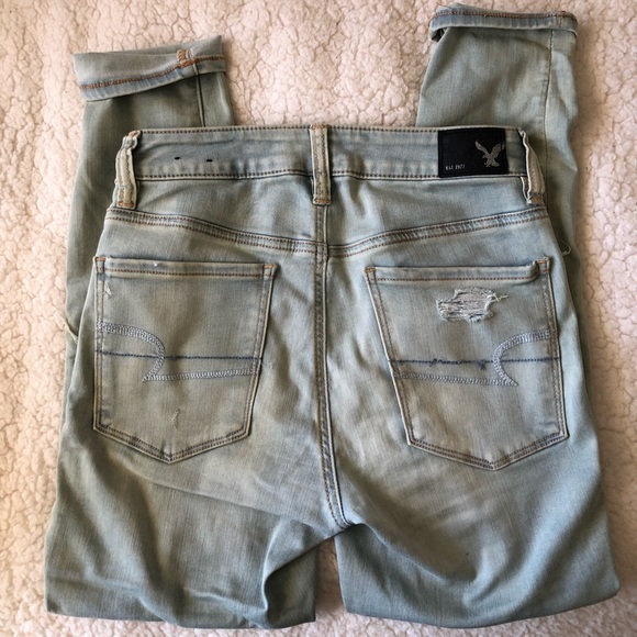 American Eagle LightWash Denim HiRise Jegging Jean - Picture 3 of 8